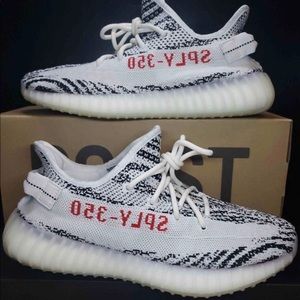 Yeezy 350 zebras